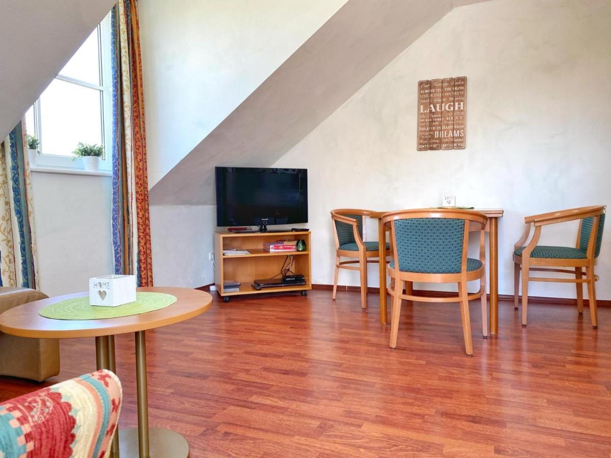 Hafenresidenz - Ferienwohnung 19 - Kapitaen Wiek auf Rügen Екстериор снимка